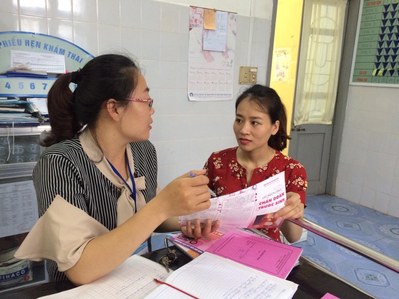 D:\HAO 3\NĂM 2019\Tin bài\tin bài sàng lọc sinh tại trạm y tế\z723367613906_6be6ac0c0f67de1496424c2a4b9104b4.jpg