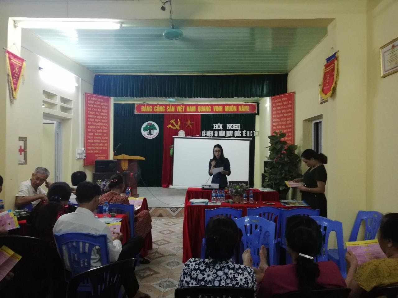 \\haods\VAN BAN DAN SO\Tin bài người cao tuôi\722174c4f7f911a748e8.jpg